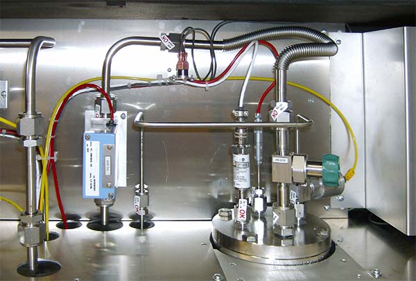 Vaporizer system for water with flow control